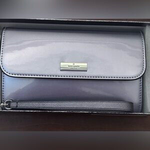 Kate Spade Kenzie patent fabric , lavender grey metallic wristlet